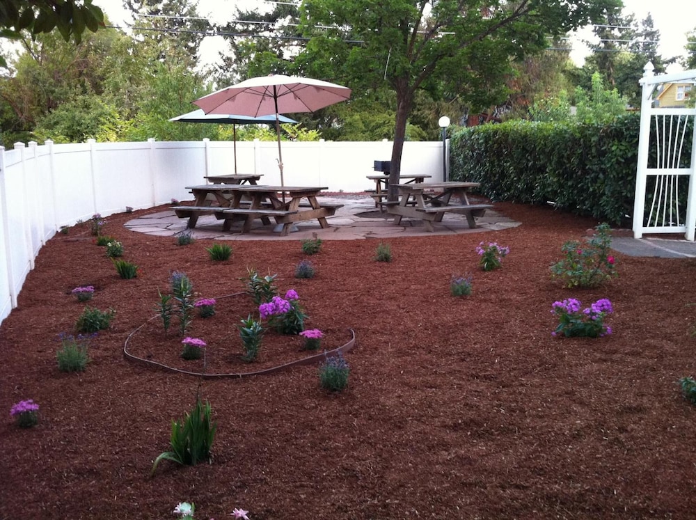 Flagship Inn of Ashland 15/72
