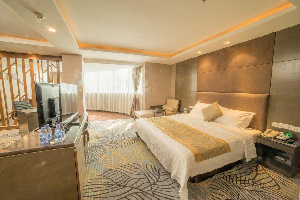 Deluxe, Suite