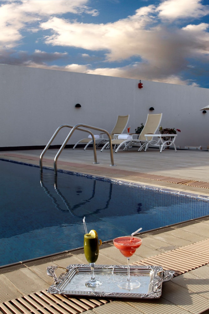 بارك إن باي راديسون نجران(Park Inn by Radisson Najran) 39/66