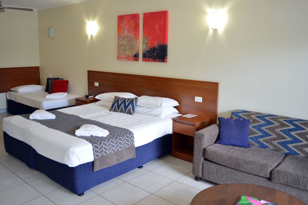 Cairns Queenslander 11/39