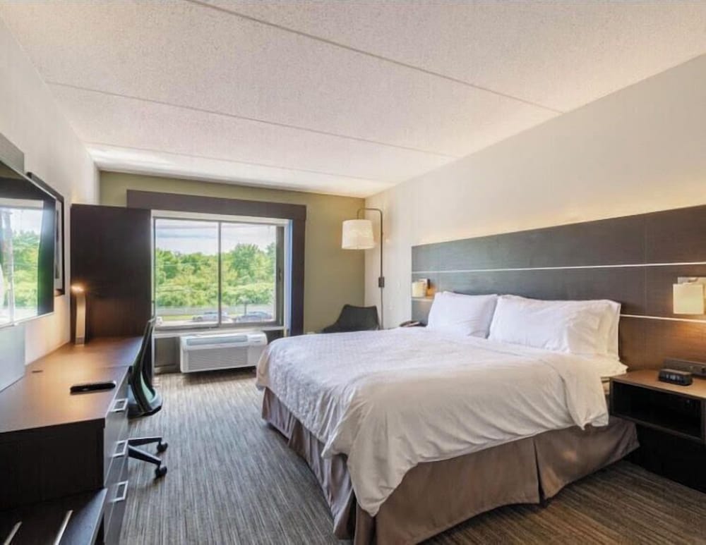 Holiday Inn Express & Suites Prospect Heights 16/50