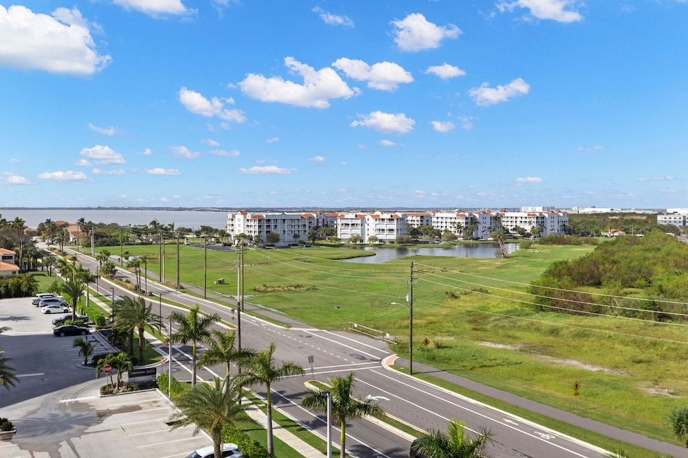 TownePlace Suites by Marriott Cape Canaveral Cocoa Beach 42/50