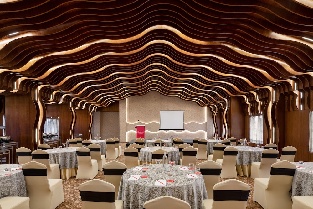 Ramada by Wyndham Gangtok Hotel & Casino Golden 46/50