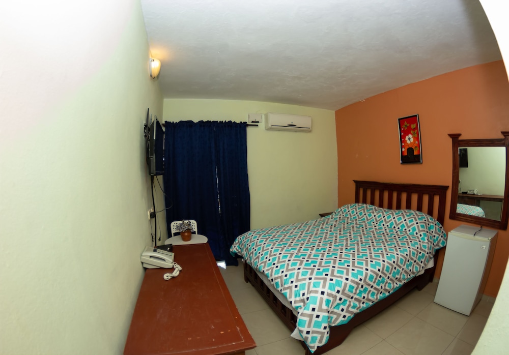 Hotel Renacer 8/34