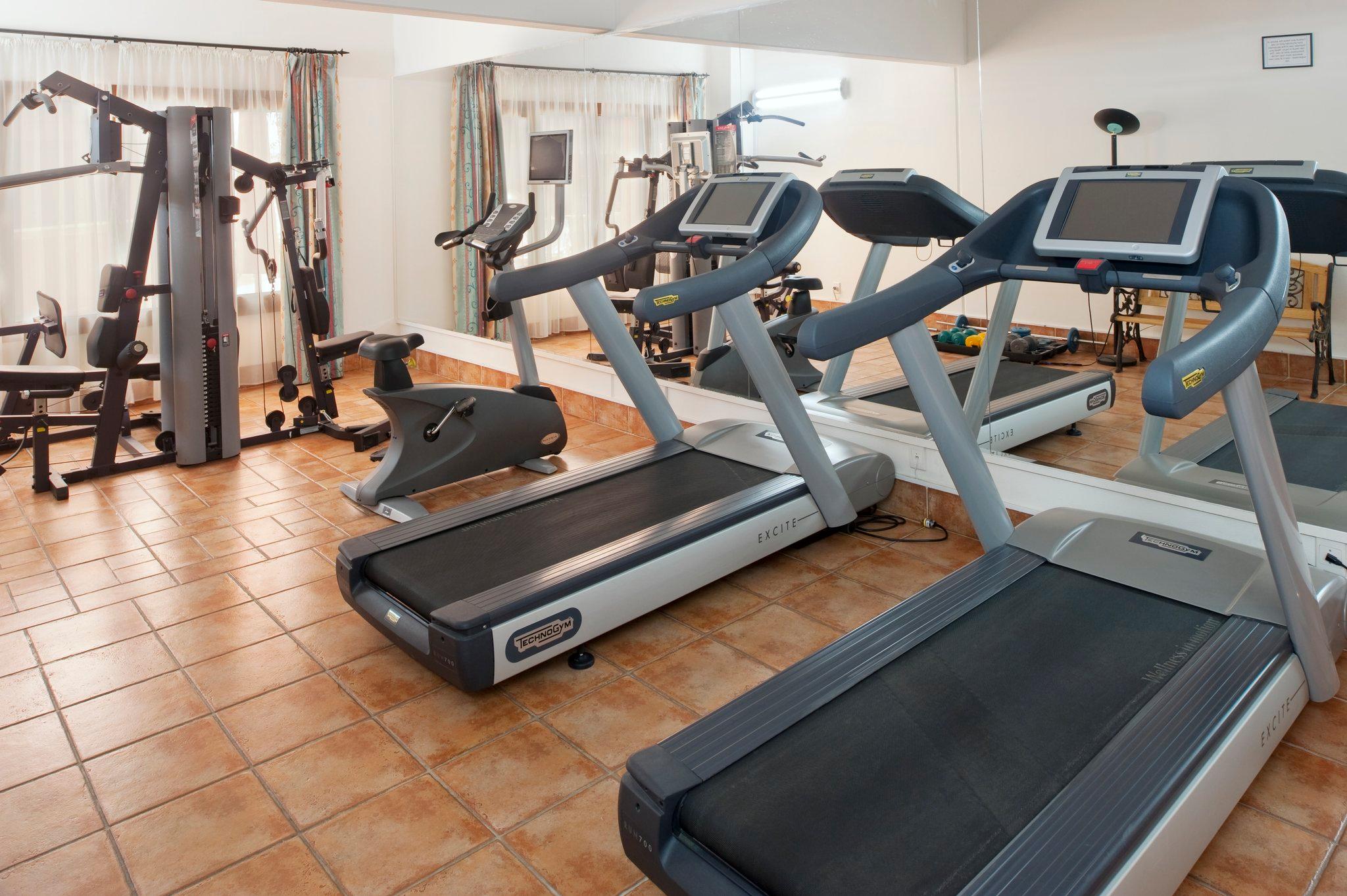 منتجع هوليداي بيتش مينا شاطئ نصف القمر(Mena Holiday Beach Resort Half Moon Bay) 22/53