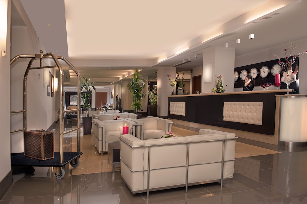 Lobby at Cardinal Hotel St Peter, ROME