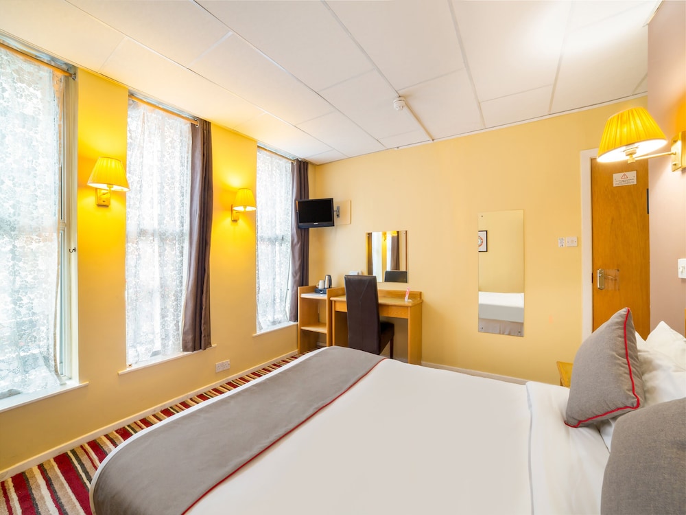 Cardiff Sandringham Hotel 27/53
