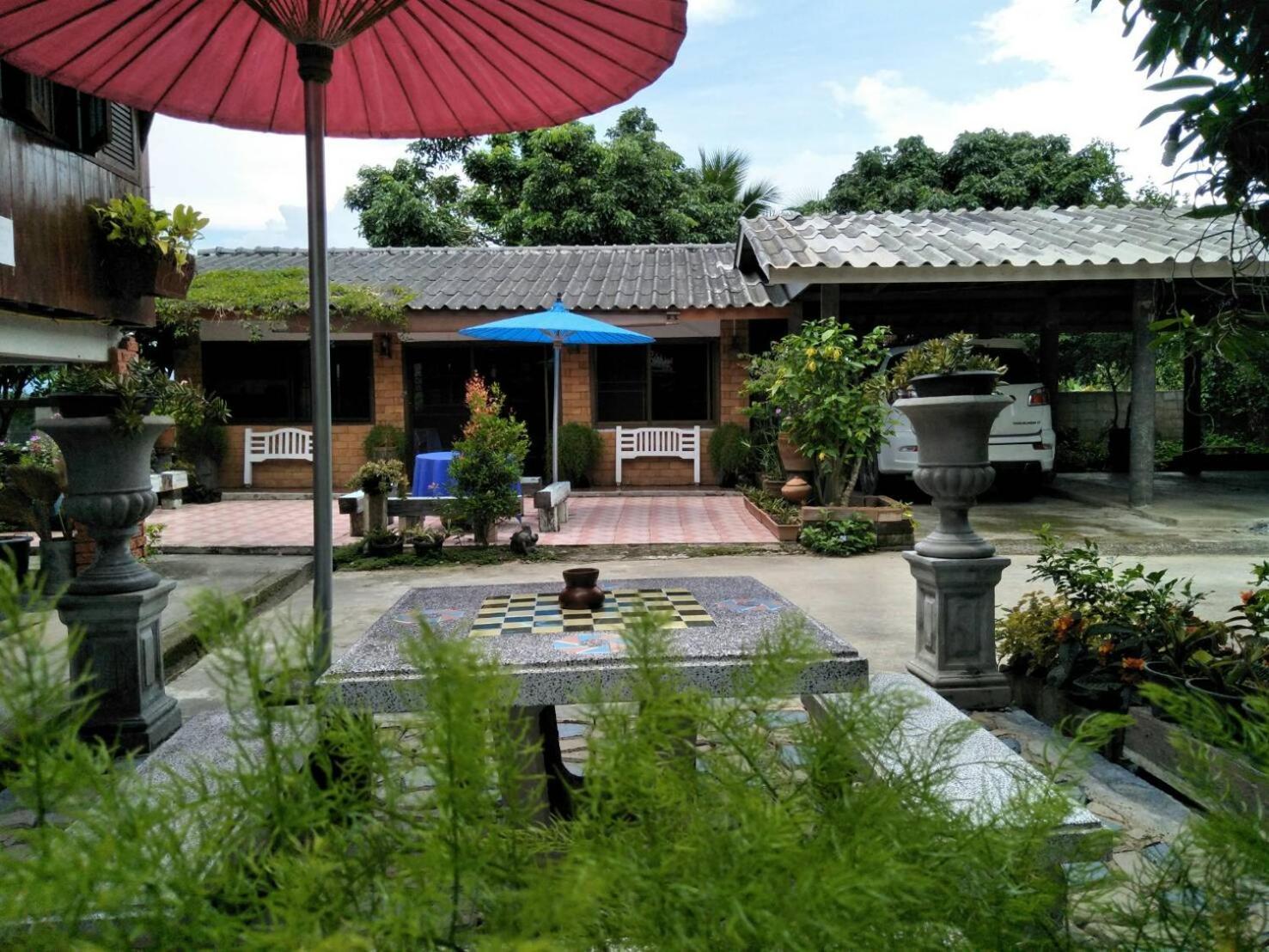 Oui Kaew Homestay 42/44