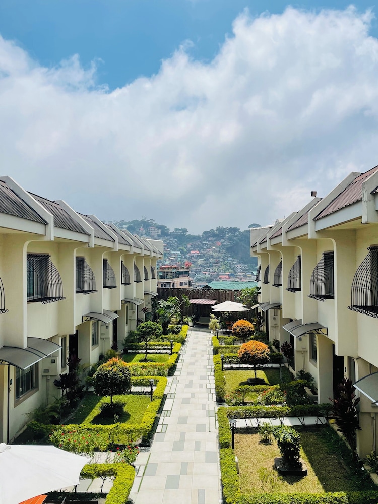 Baguio Holiday Villas 40/45