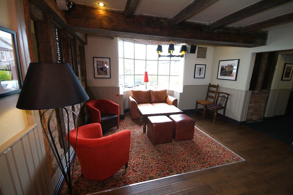 Premier Inn Alderley Edge 17/36