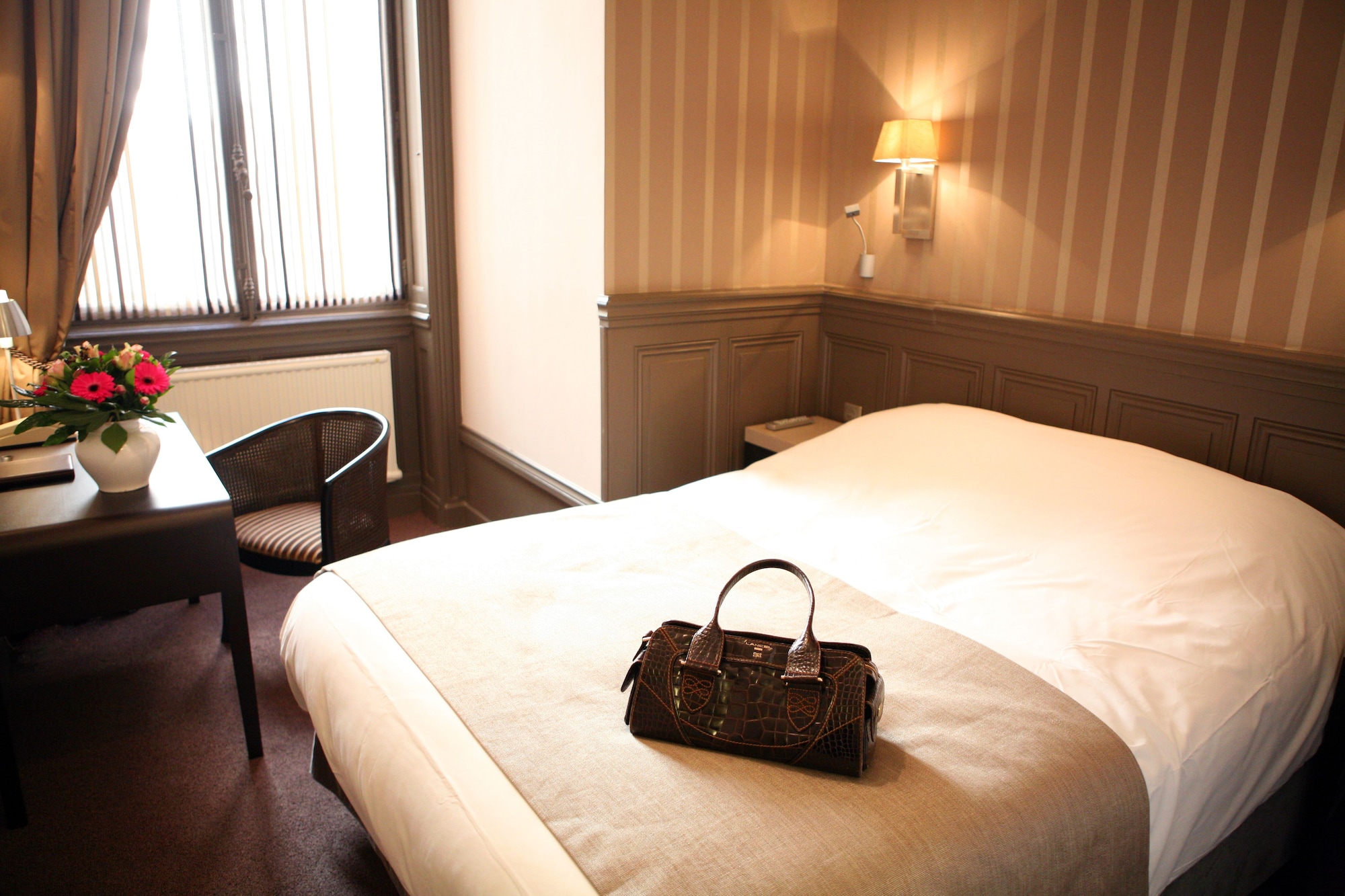 CHARME, COMFORT, DOUBLE BED