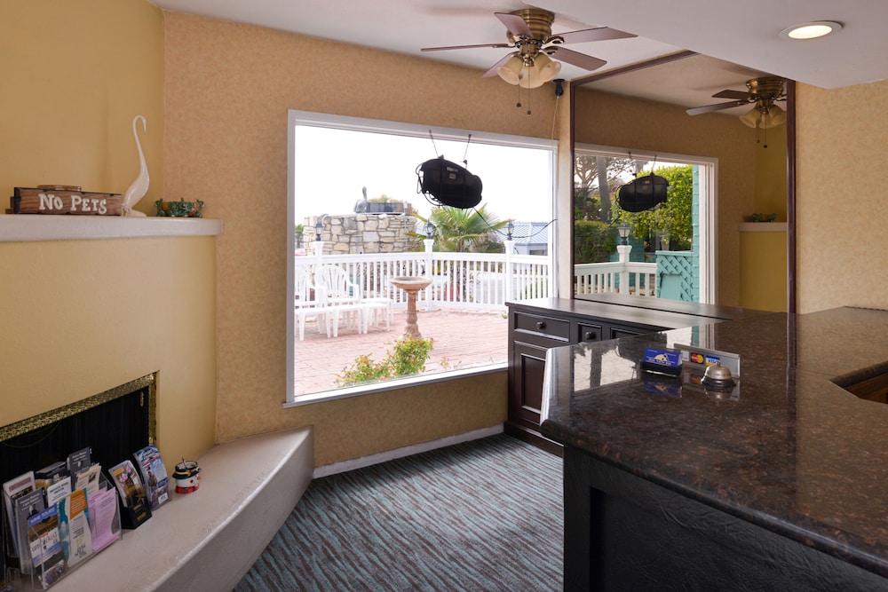 Bay View Inn 41/53