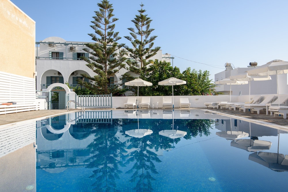 Iris Boutique Hotel 32/35