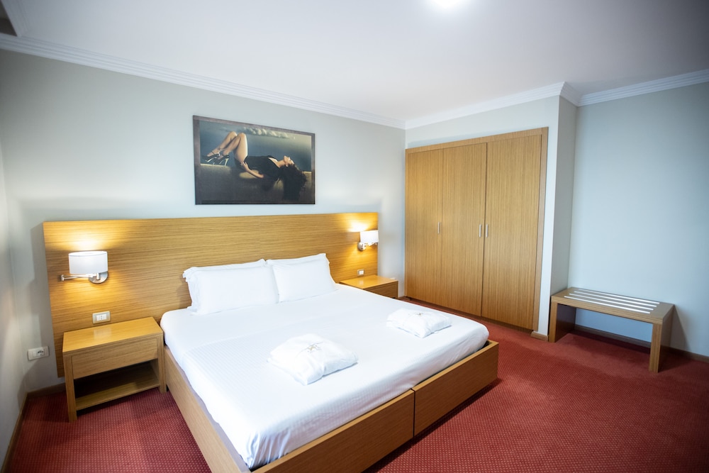 1 BEDROOM, STANDARD, DOUBLE OR TWIN BED, SEA VIEW, BALCONY