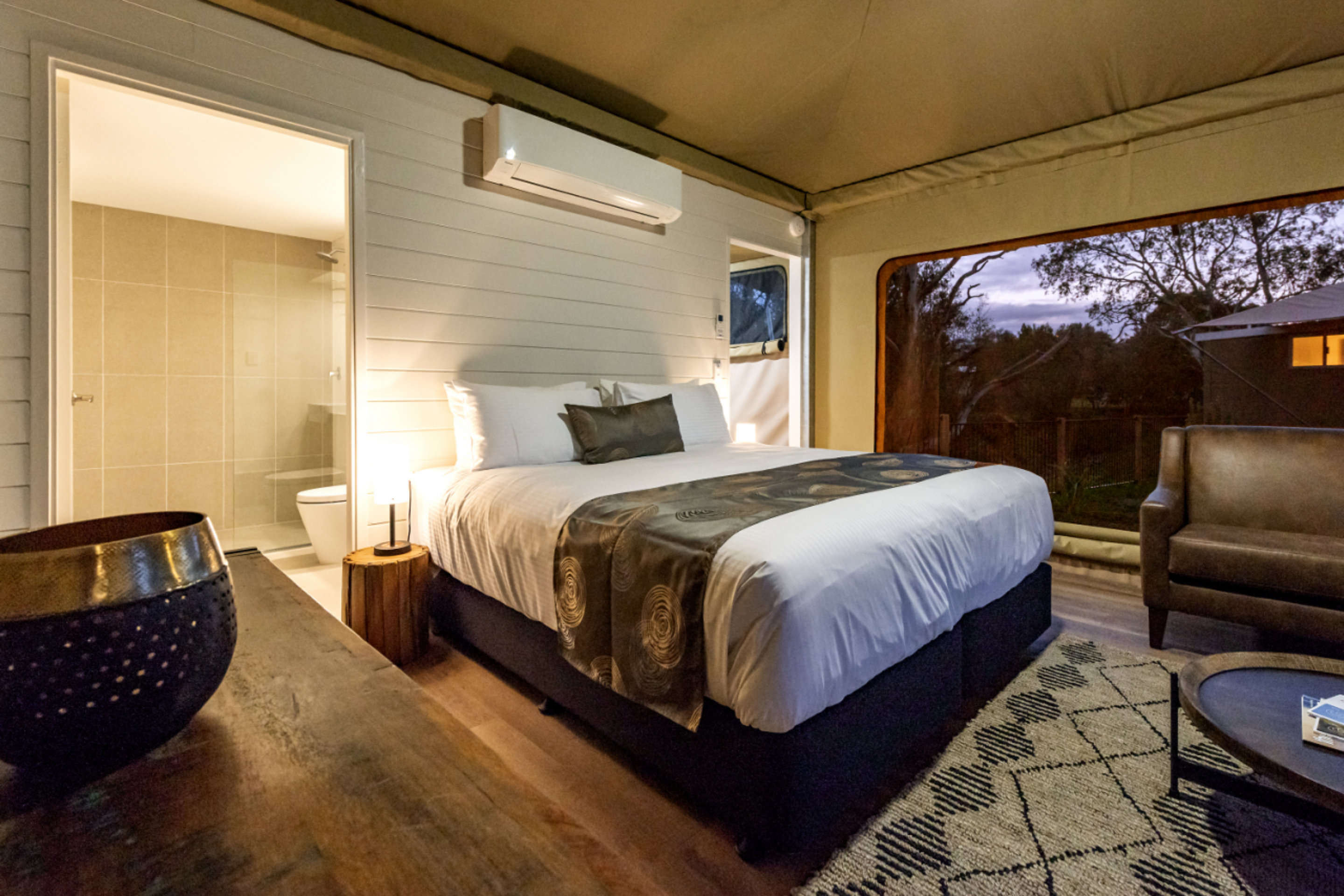 Safari, Deluxe, Tent
