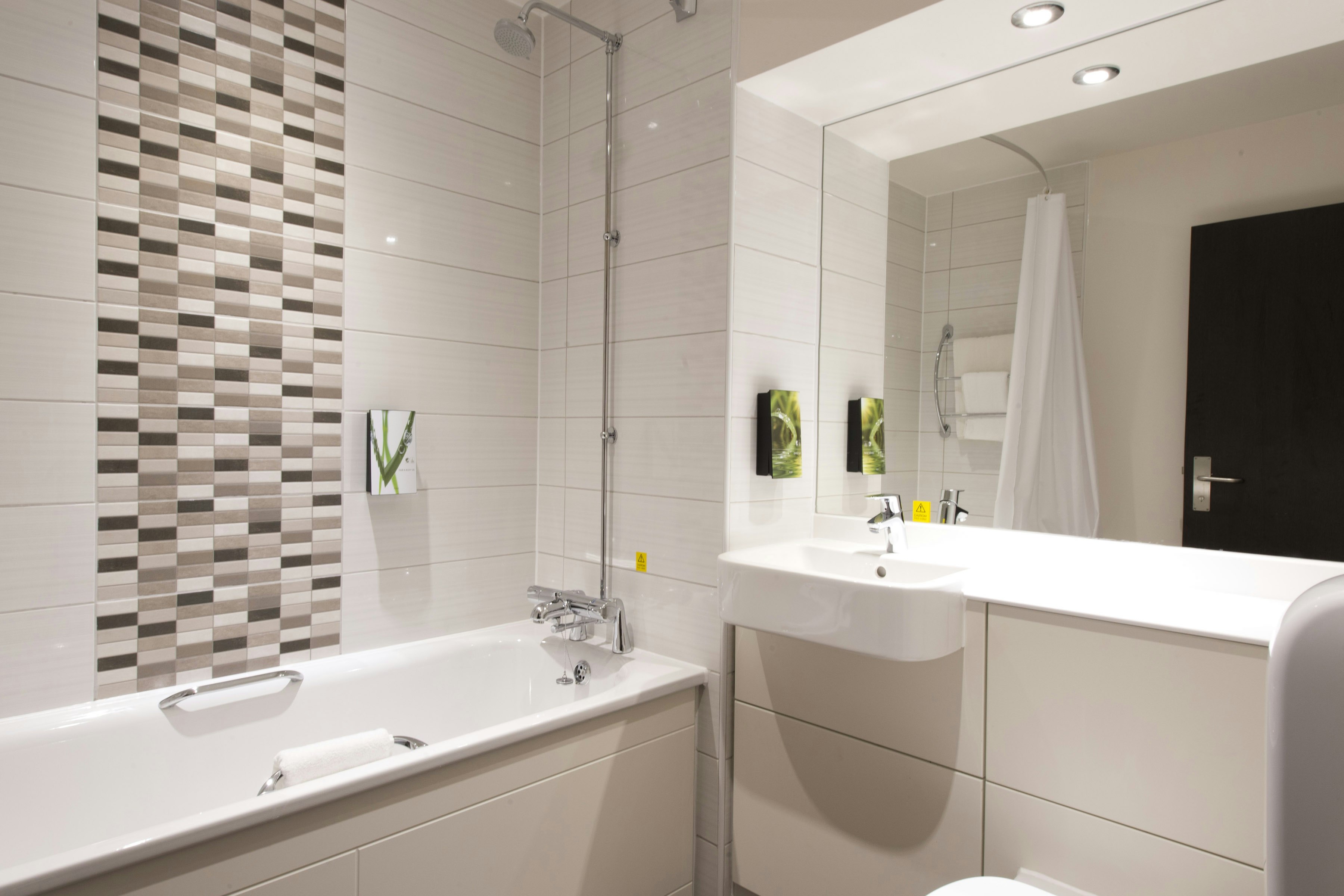 Premier Inn London Hayes, Heathrow (Hyde Park) 32/32