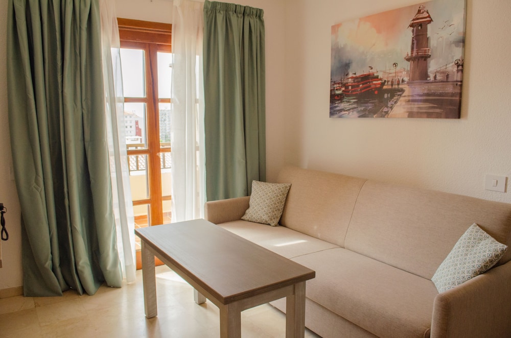 Klayman Olivina Aparthotel 22/44