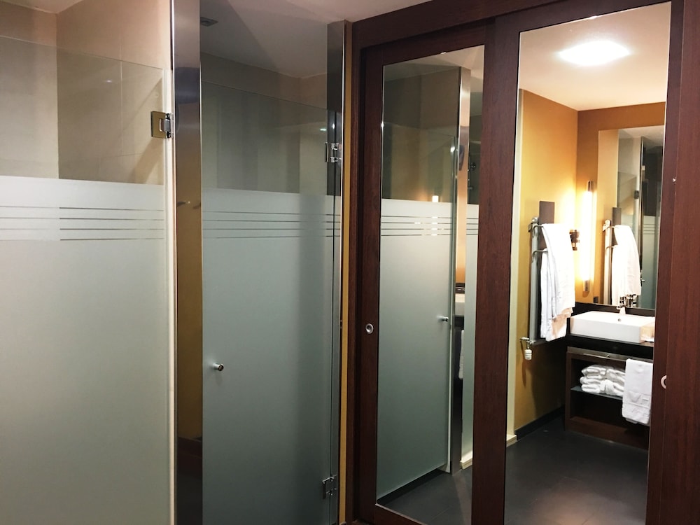 Sommos Hotel Aneto 49/50