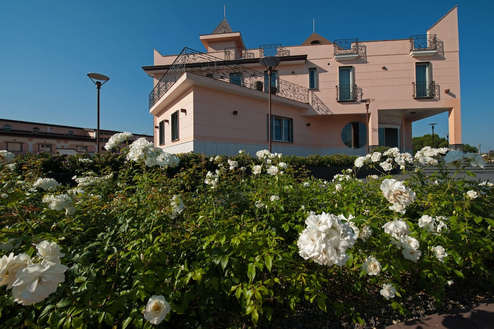 L'Araba Fenice Hotel & Resort 62/64