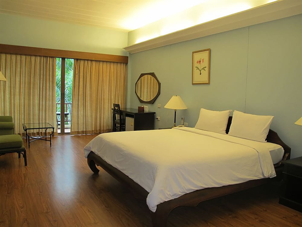 Mae Pim Resort Hotel 29/56