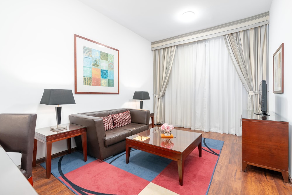 Golden Sands Hotel and Residences 48/71
