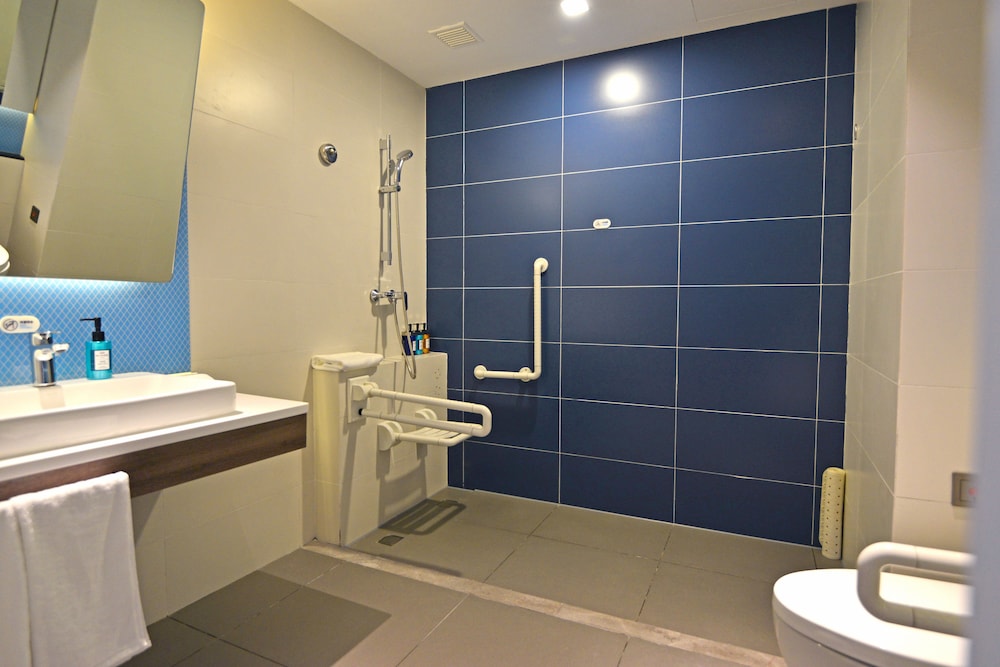 Holiday Inn Express Hangzhou Binjiang 5/52