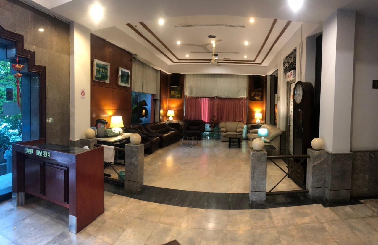 S.C. Heritage Hotel 33/43