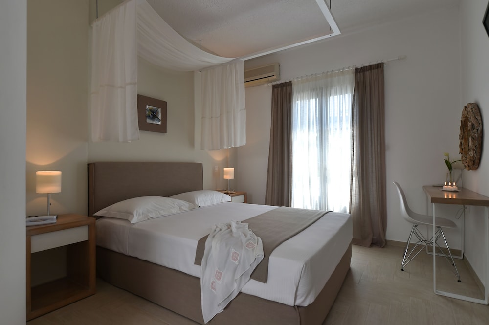 Aella Residence 7/50