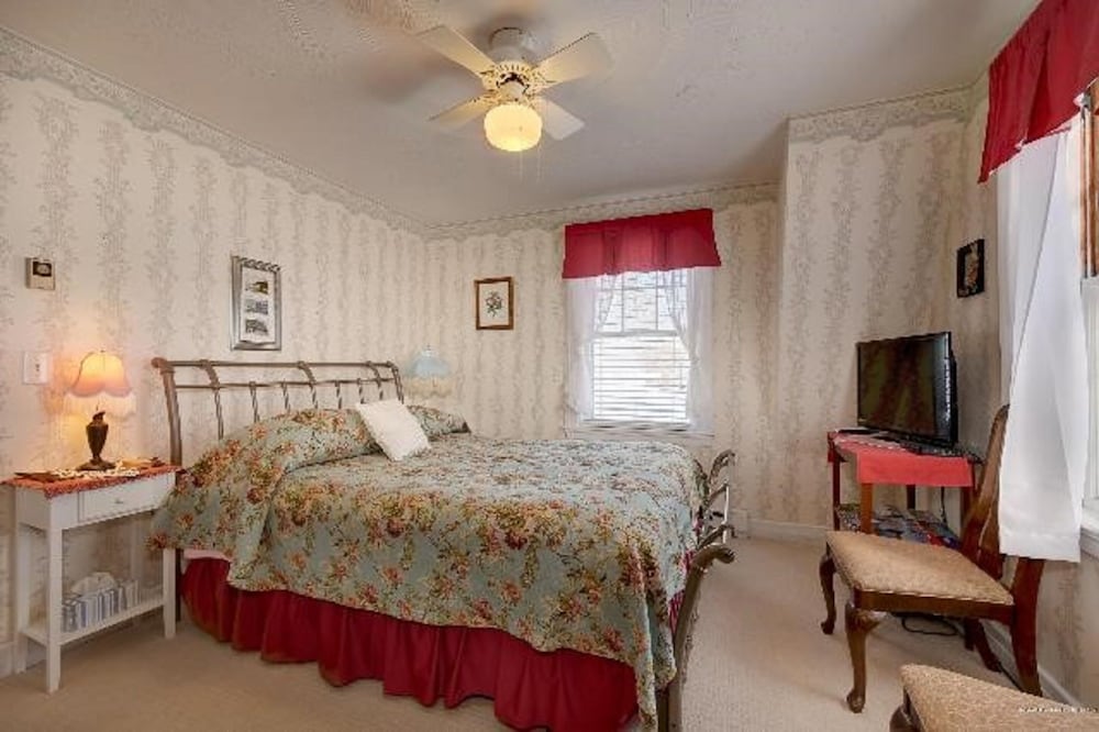 Heathwood Inn 9/39