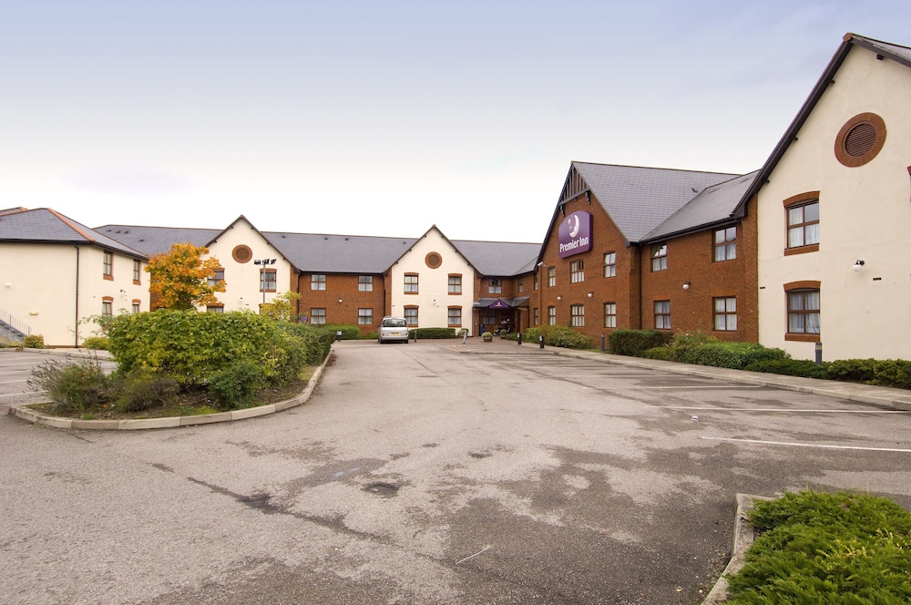 Premier Inn Chester Central South East 28/33