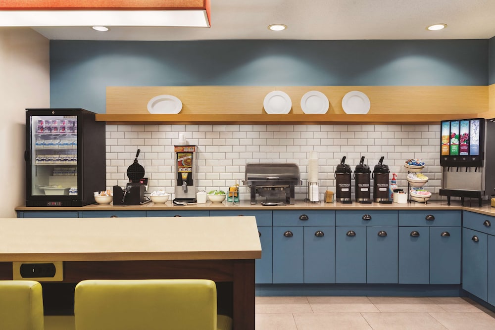 Country Inn and Suites by Radisson Springfield OH 37/43
