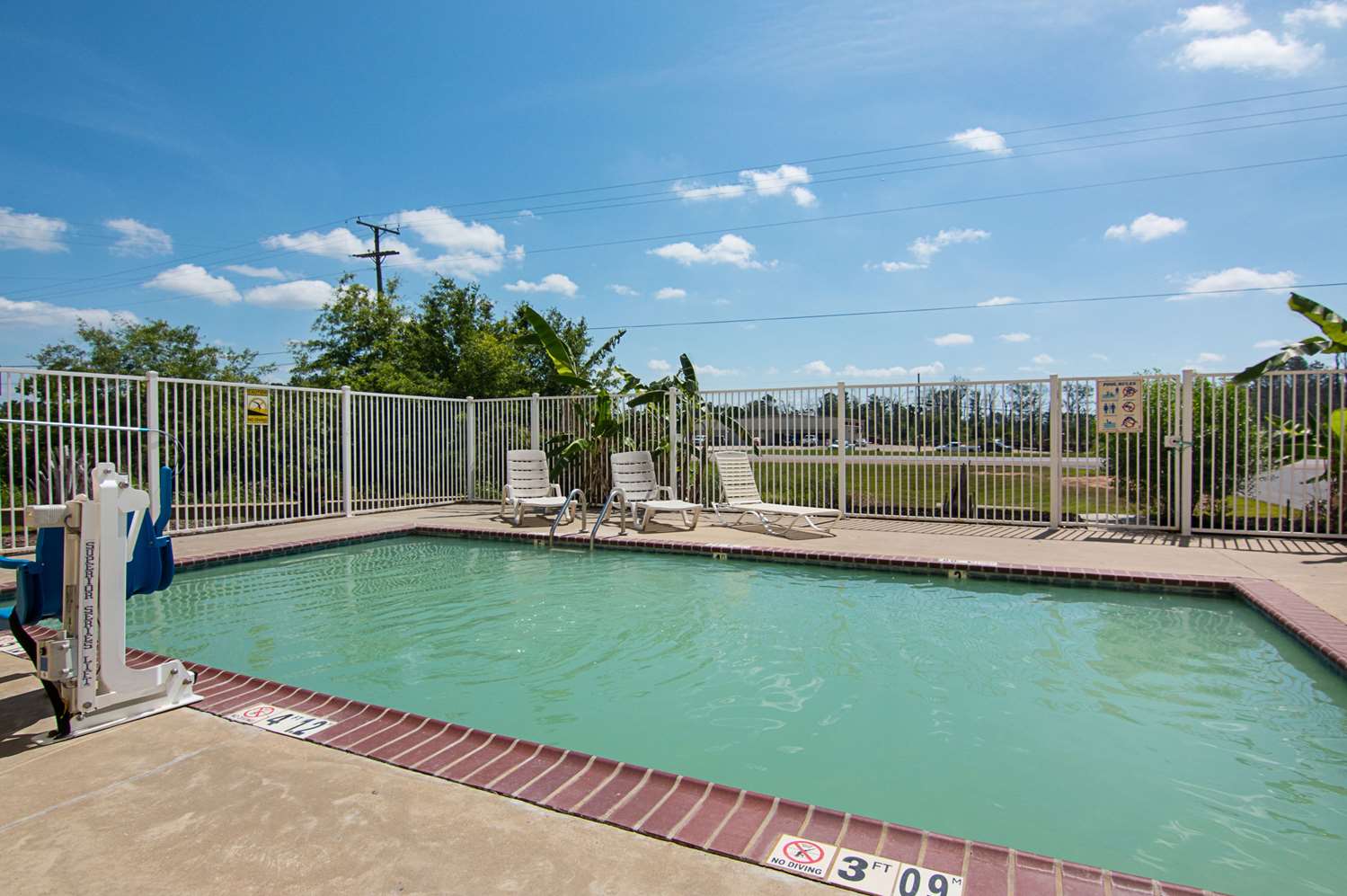 Rodeway Inn & Suites Winnfield 21/22