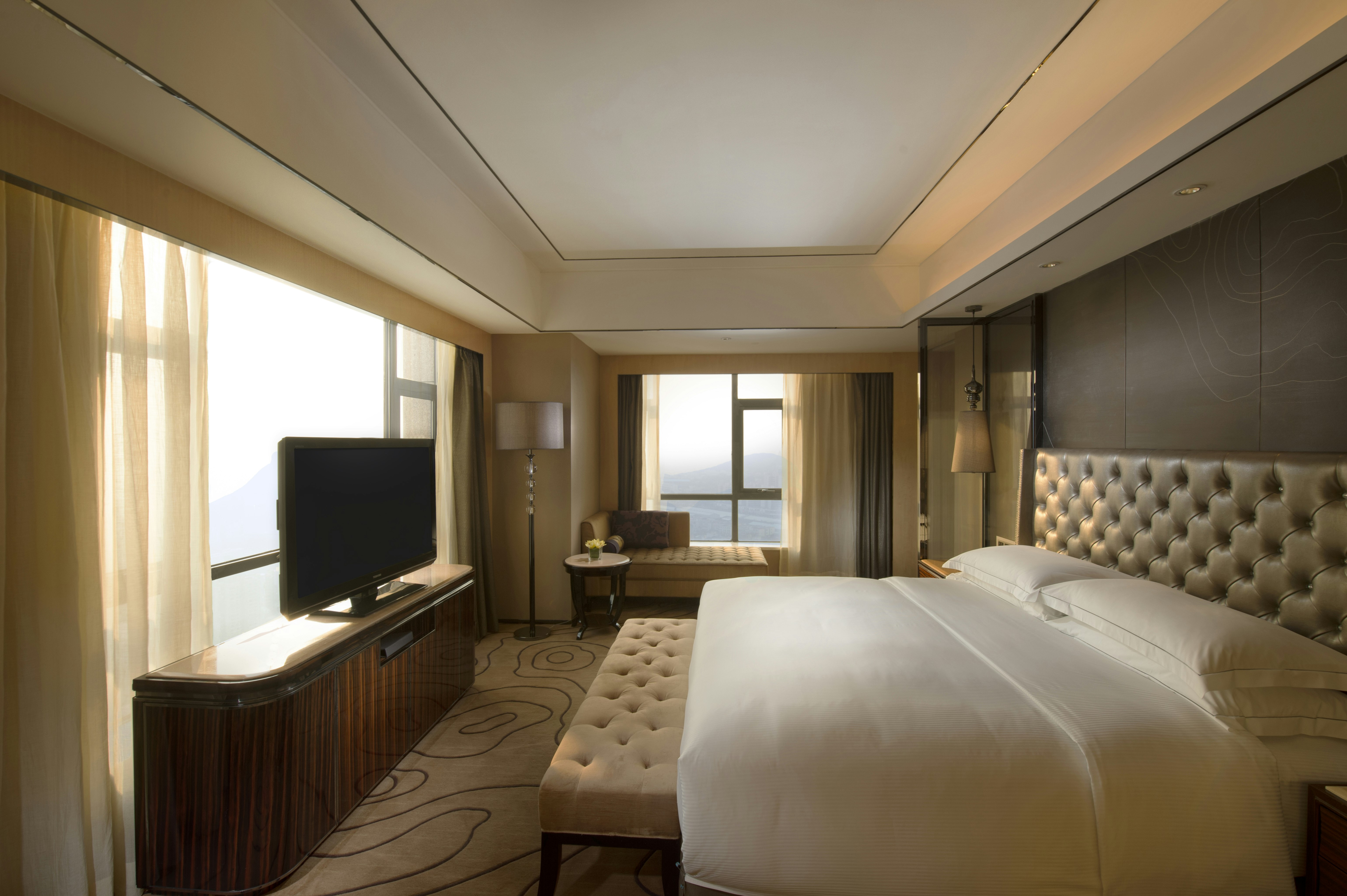Hilton Zhongshan Downtown 10/74