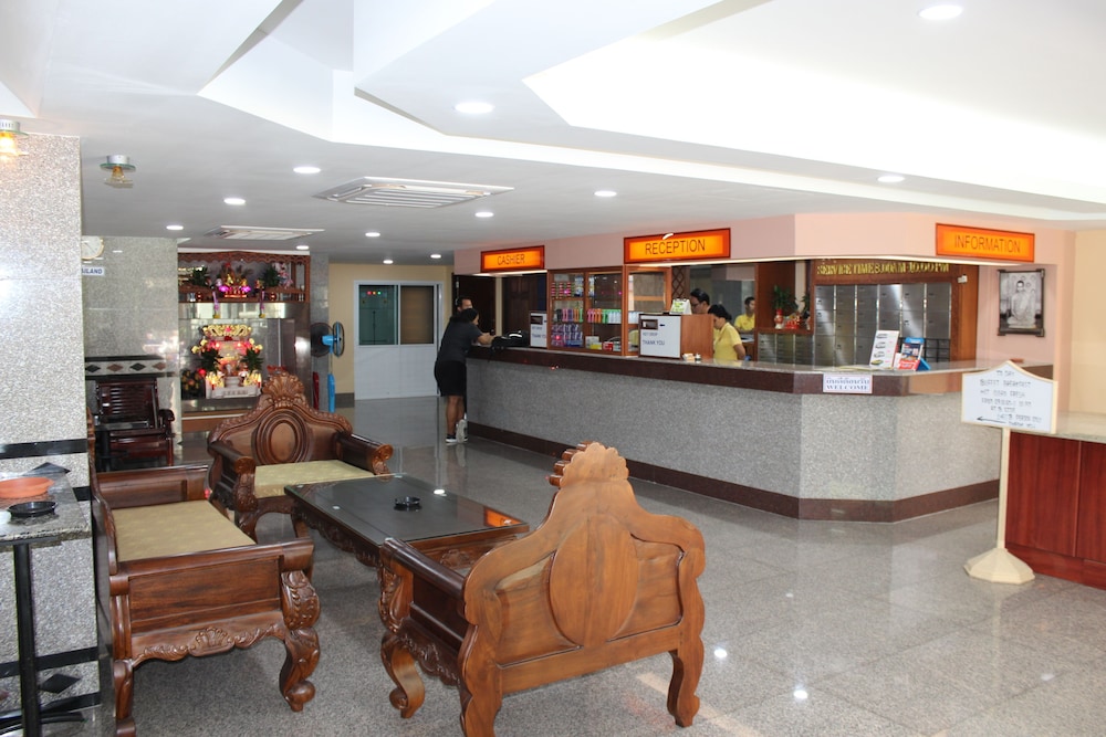 A.A. Pattaya Golden Beach Hotel 9/43
