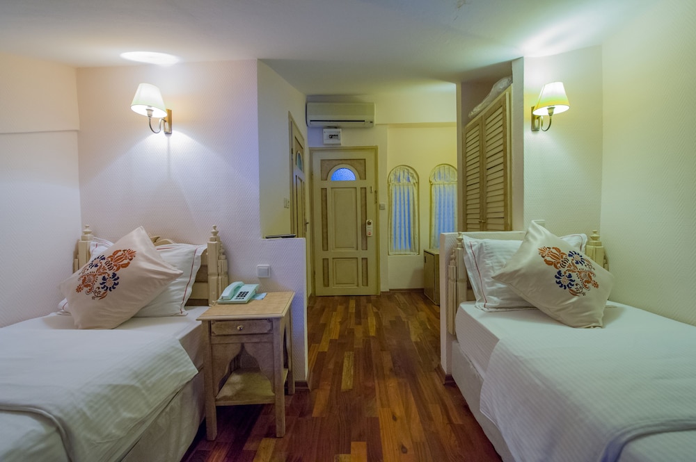 Assos Nazlihan Hotel 36/77