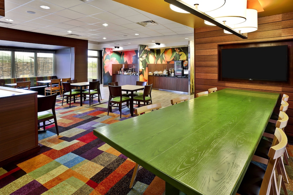 Fairfield Inn &amp; Suites Jeffersonville I-71 43/58