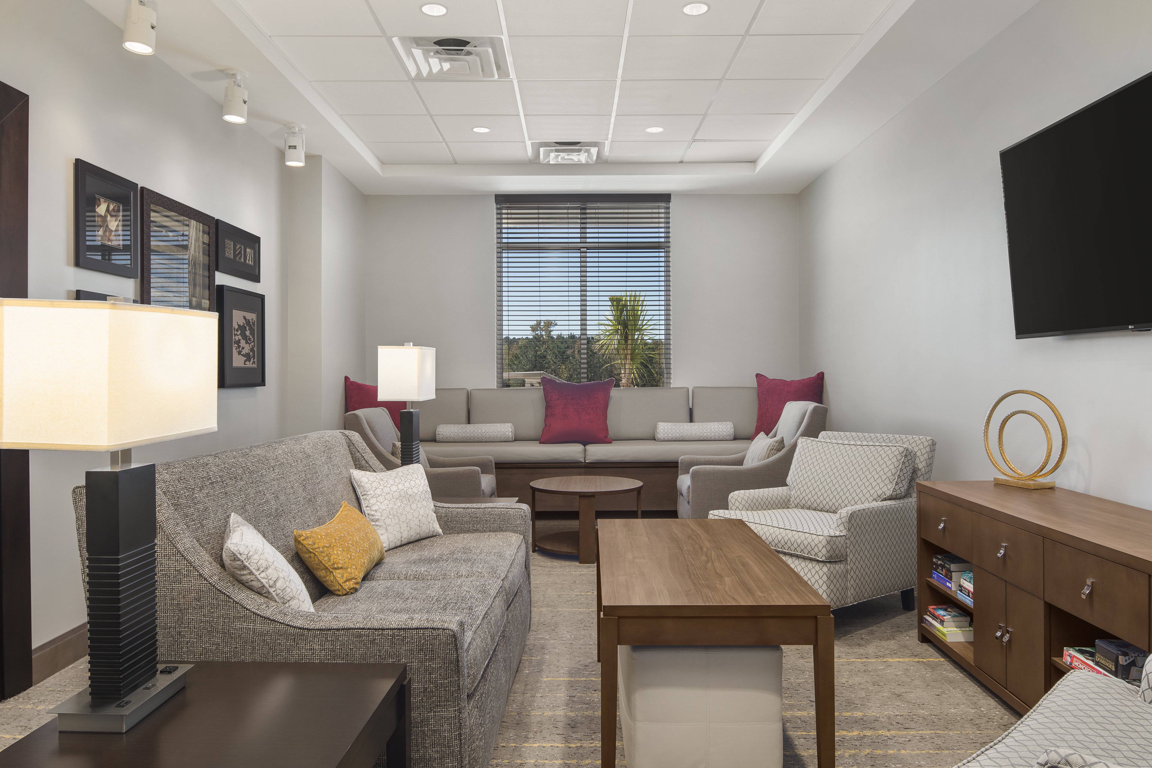 Staybridge Suites Florence - Center 10/30