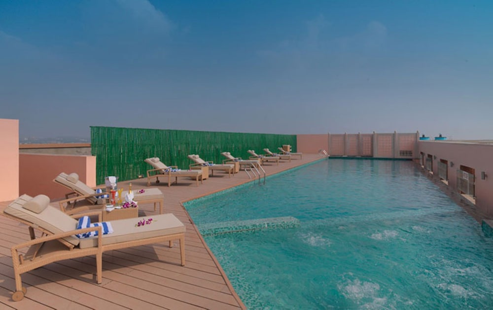 Royal Orchid Jaipur 57/62