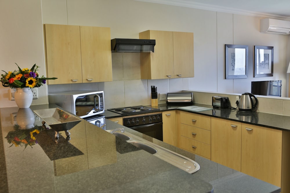 Westpoint Executive Suites - Apartments 51/70