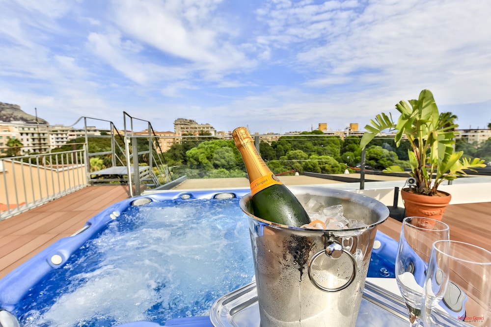 Hotel Giardino Inglese 41/44