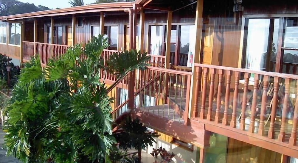 Hotel El Atardecer 40/50