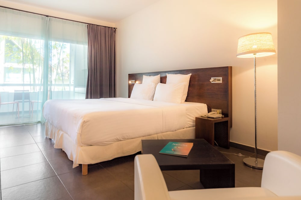 Mahogany Hotel Residence & Spa 67/67