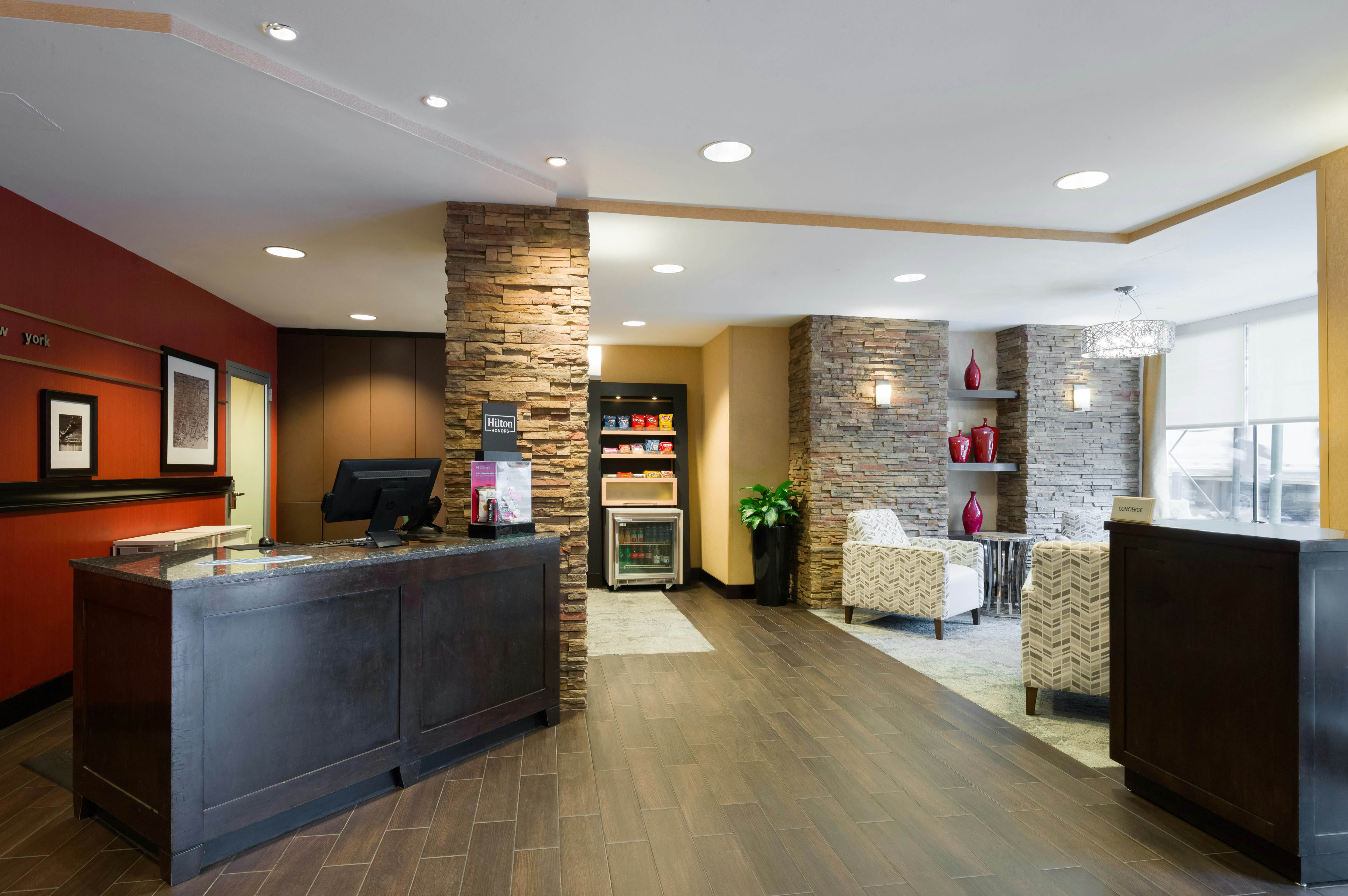Lobby at Hampton Inn Manhattan Times Square South, NEW YORK - NY