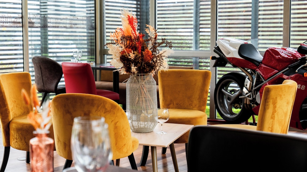 Hotel les Genets 26/50