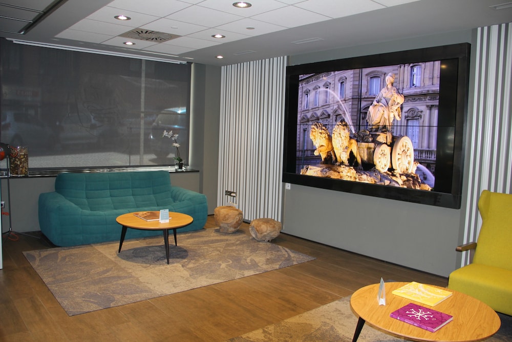 Lobby at Mercure Madrid Centro Lope De Vega, MADRID