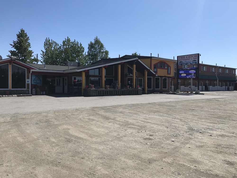 Alaska Anglers Inn 4/50