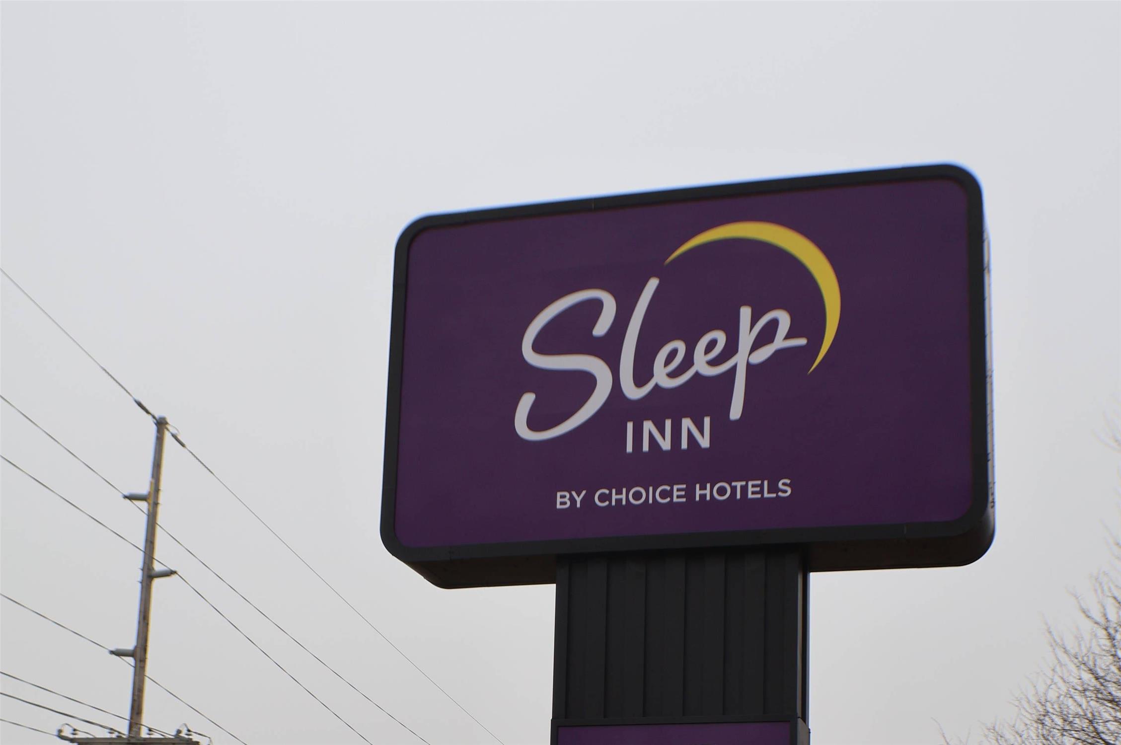 Sleep Inn Marion - Cedar Rapids 17/28