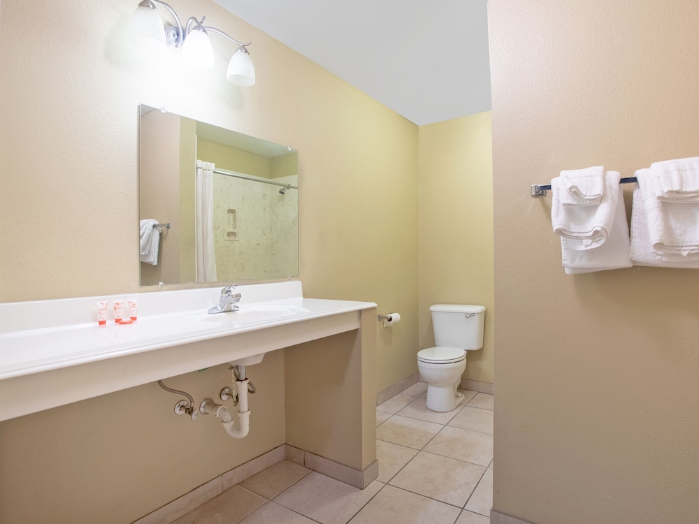 Rodeway Inn 18/22