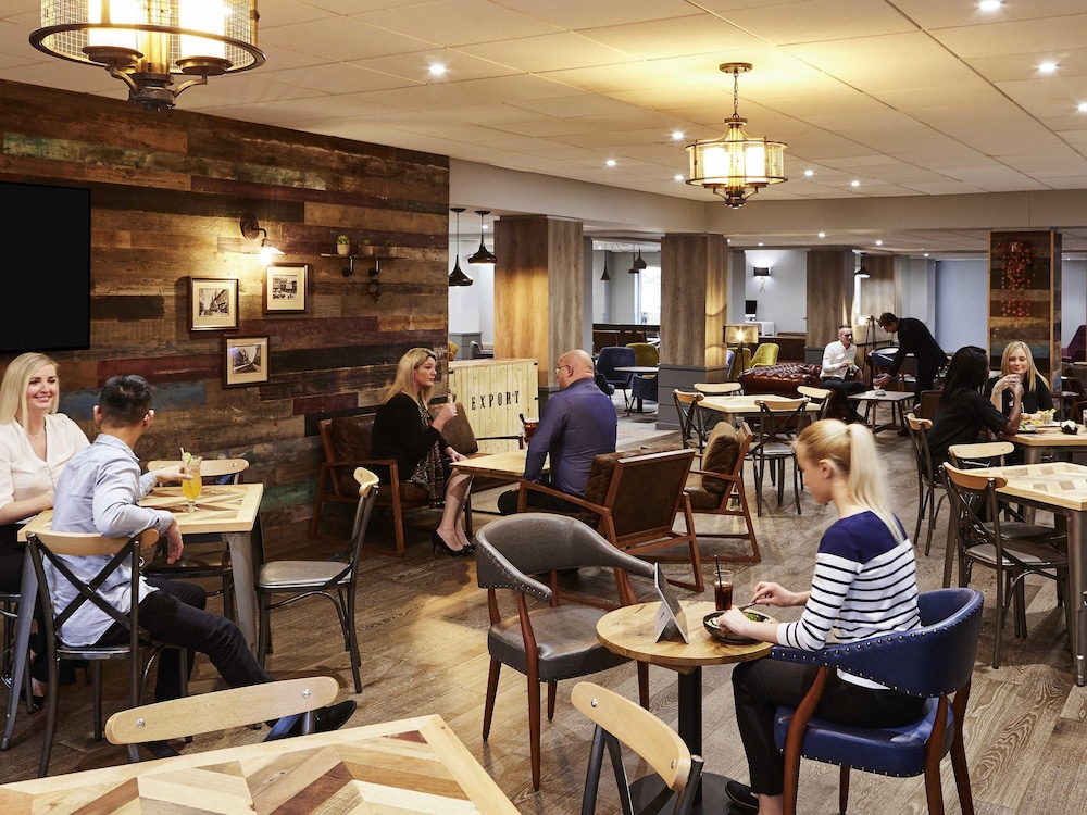 NOVOTEL WOLVERHAMPTON 44/69