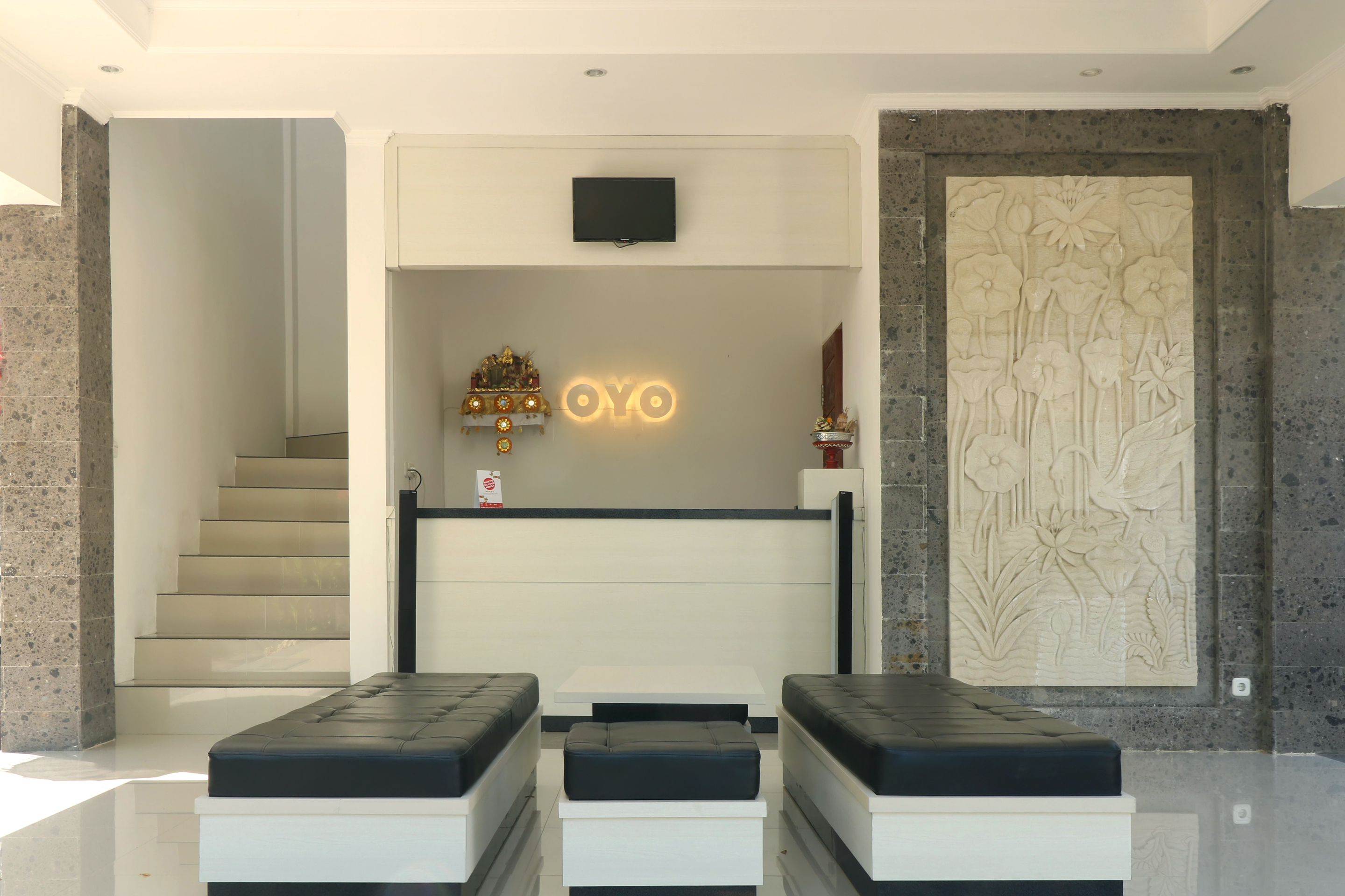 OYO 1051 De Loran Hotel 7/38